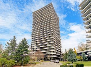 135 Antibes Dr #1706, Toronto, ON M2R2Z1
