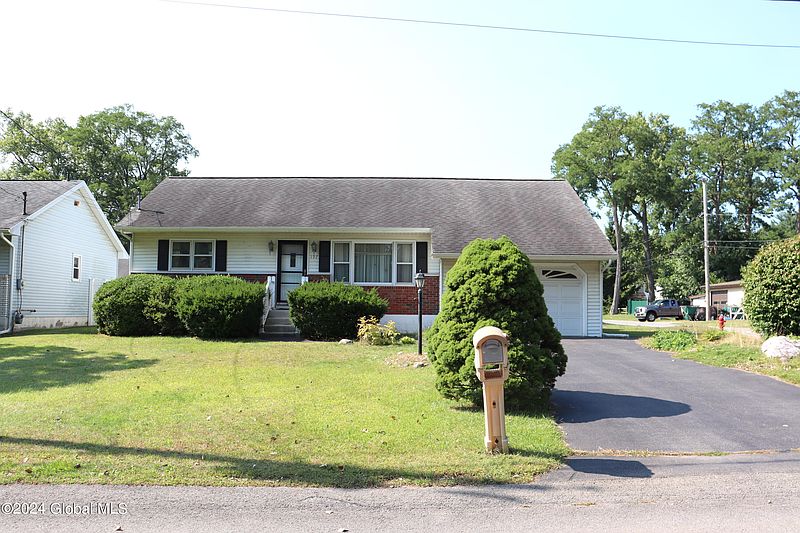 2nd image of 197 Ray Avenue