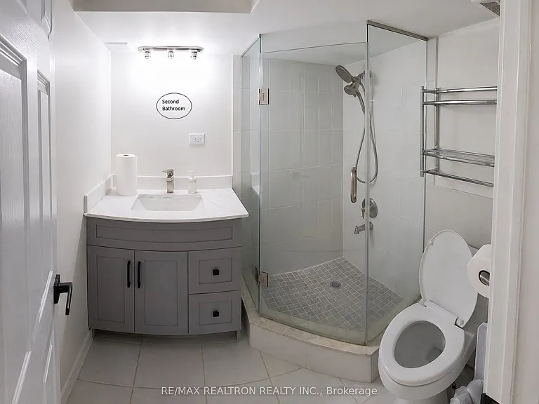 Trillium Dr — Photo 20