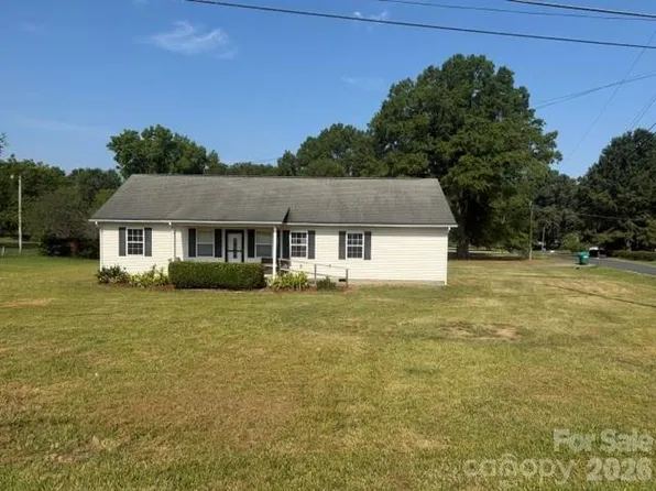 2168 Marwood Ln, Albemarle, NC 28001