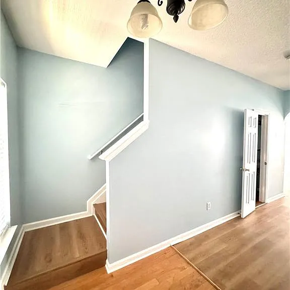 3871 Pleasant Oaks Dr — Photo 6
