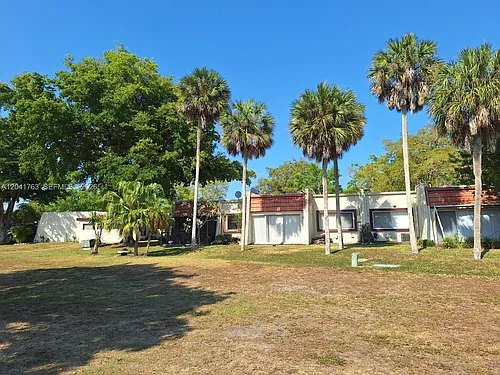 6553 NW 99th Ave #A20 Photo 1 6553 NW 99th Ave #A20 Photo 1