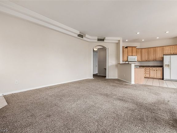 5th image of 219 Big Horn Dr Unit 3
