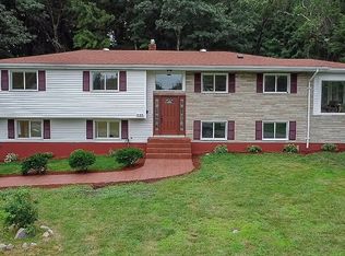 115 Hollingsworth Rd, Milton, MA 02186