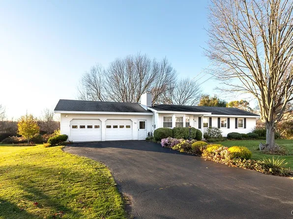 55 Jackim Rd, Oswego, NY 13126