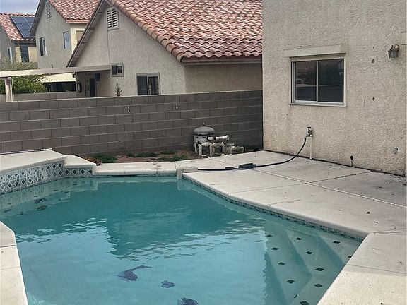3rd image of 6612 Tampa Ct