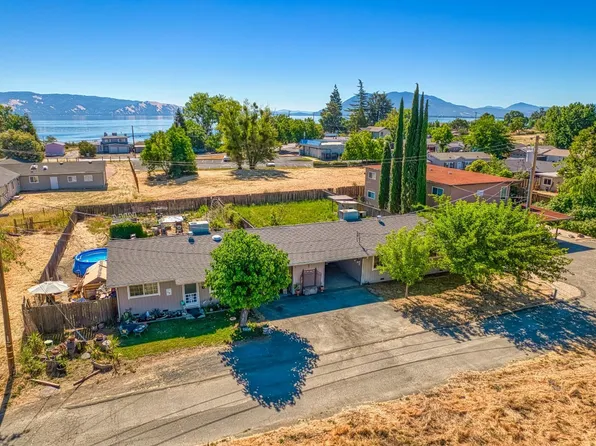 207 Wright Lane, Lakeport, CA 95453