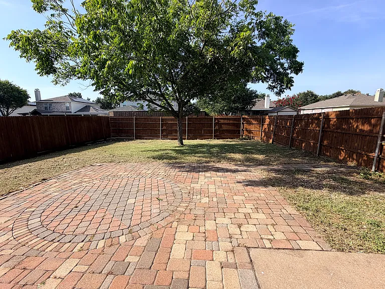 1303 Quail Meadow Dr — Photo 15