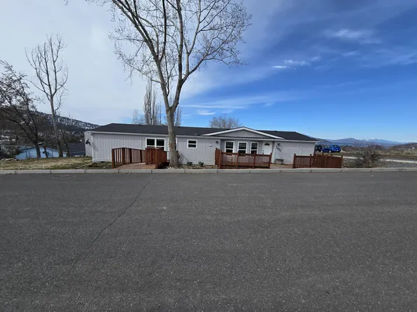 2430 Van Camp St, Klamath Falls, OR 97601