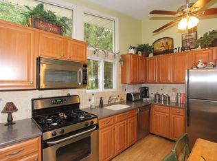 1058 Barberry Rd, Yorktown Heights, NY 10598