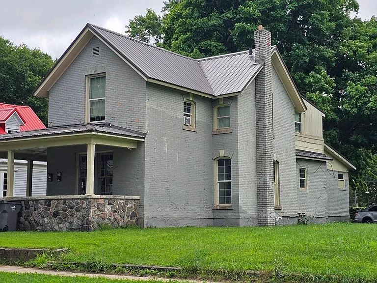 517 W Marion St #C — Photo 1