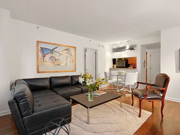 4th image of 520 W 23rd St APT 2B