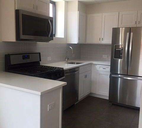 3rd image of 8722 51st Ave APT 2H