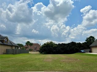 119 Chapel Hill Rd, Belle Chasse, LA 70037