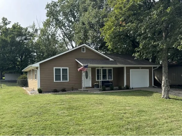 3024 N 153rd Ter, Basehor, KS 66007