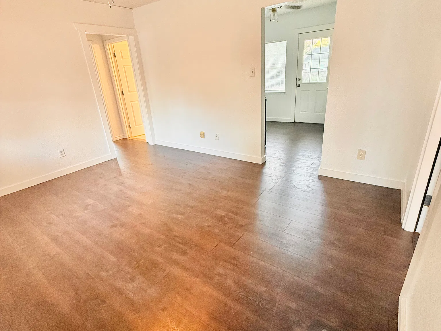3 bed, 914 sqft, $1,250 — Photo 4