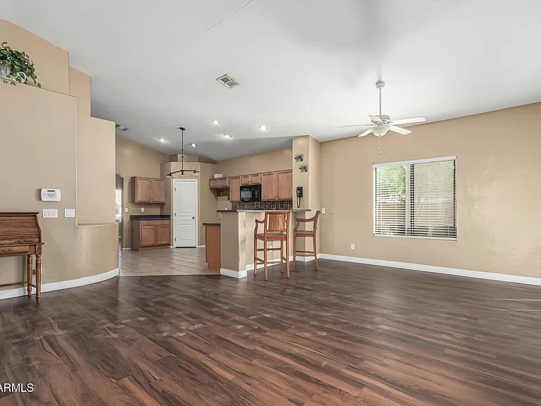 2513 W Novak Way — Photo 10