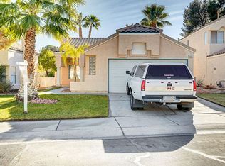 8325 Surfs Up Dr, Las Vegas, NV 89128