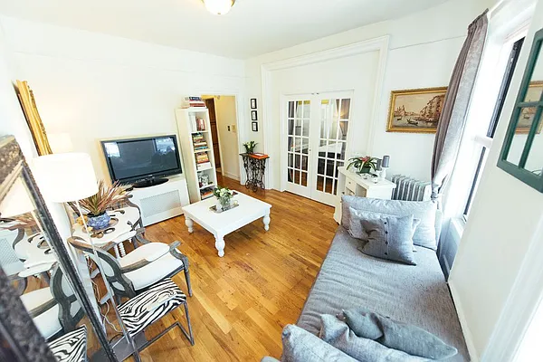 Sold by MVM Realty Services LLC | media 5