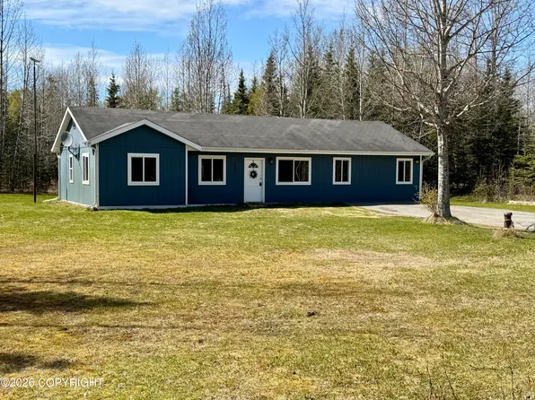 46865 Lake St, Kenai, AK 99611