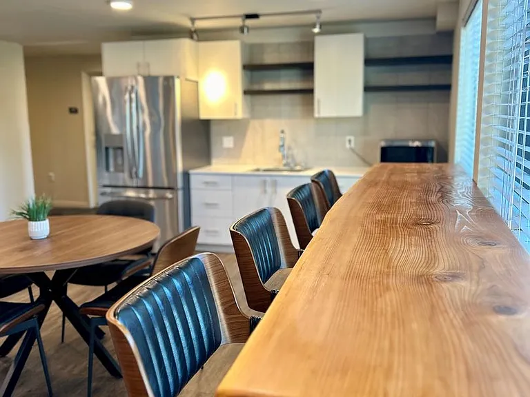 Plaza Apartments — Photo 46