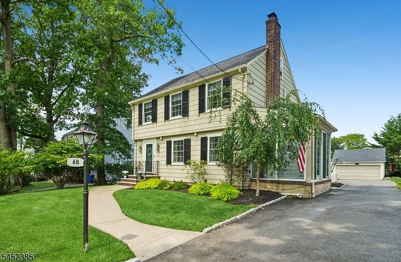 1st image of 68 Linden Ave