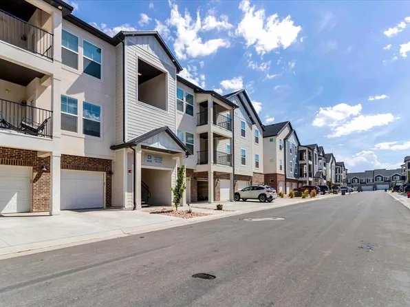 898 N Van Dyne Dr #D101, Saratoga Springs, UT 84045