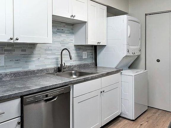 Signature Kitchen Style