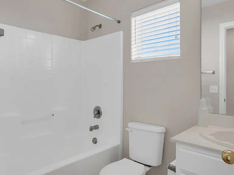 6423 Alderlyn Ave — Photo 18