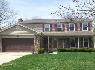 943 Knightsbridge Ln, Schaumburg, IL 60195