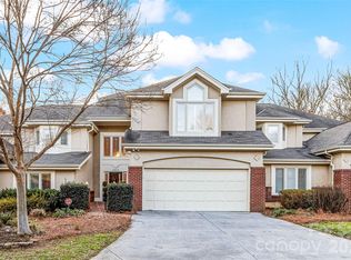 6645 Gaywind Dr, Charlotte, NC 28226