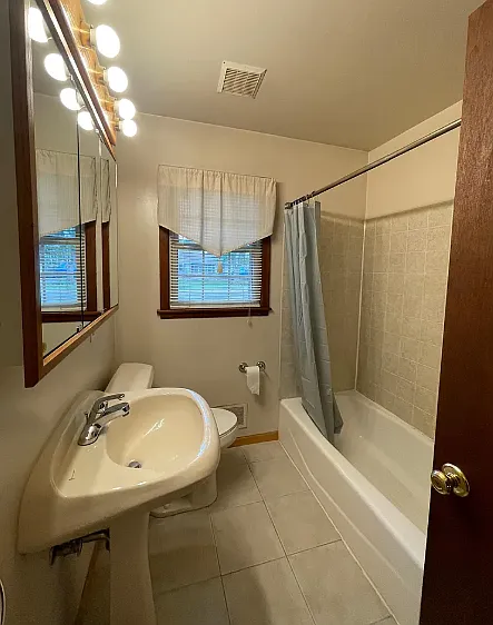 3370 Upper 143rd St W — Photo 15