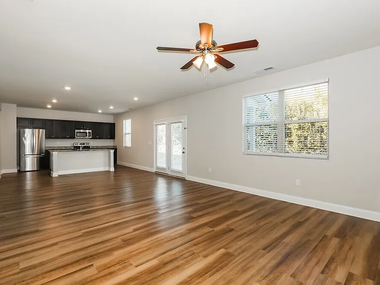 516 Overo Dr — Photo 6
