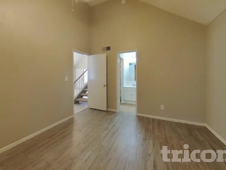 2206 W Monona Dr — Photo 7