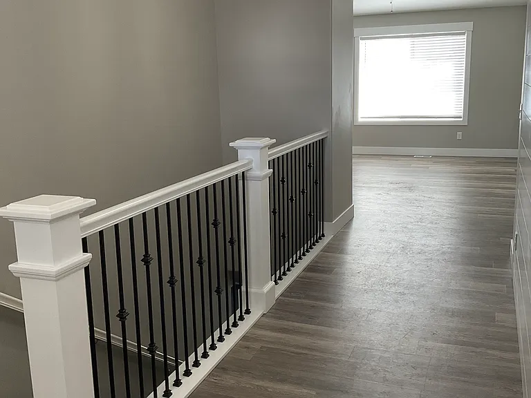 633 Lincoln St — Photo 3