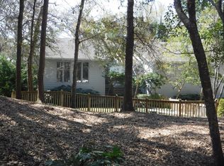 149 Oakleaf Dr, Pine Knoll Shores, NC 28512