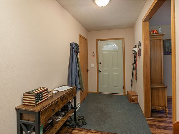 4th image of 15365 669th St