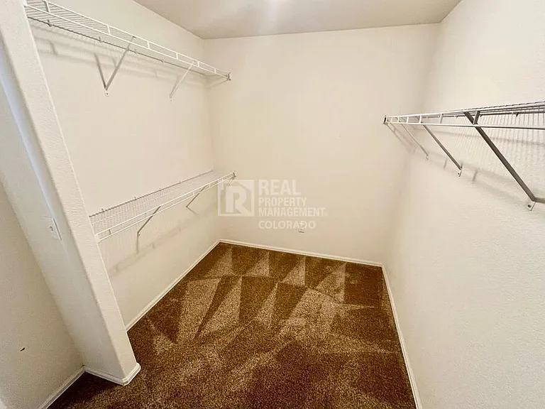 362 Shadowbrook Dr — Photo 9