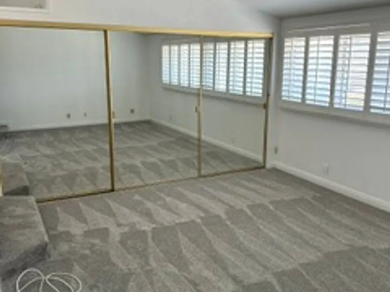 8591 Naples Dr — Photo 13