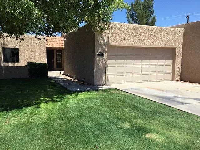 2 bed, 1178 sqft, $2,400 — Photo 1