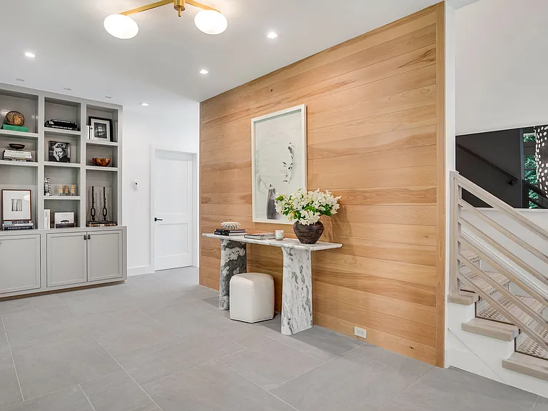 41 Montauk Ave — Photo 6