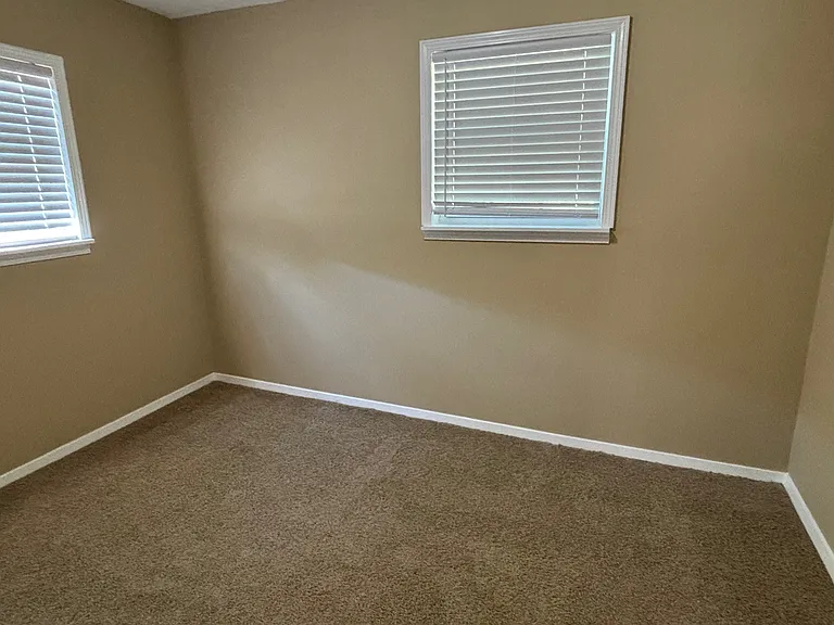 5920 Windy Hill Cir S — Photo 7