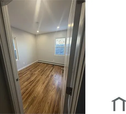 3 bed, $3,464 — Photo 3