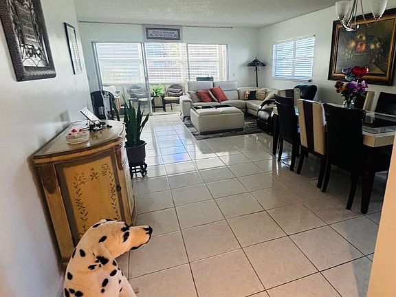 4th image of 800 SW 125th Way #112O