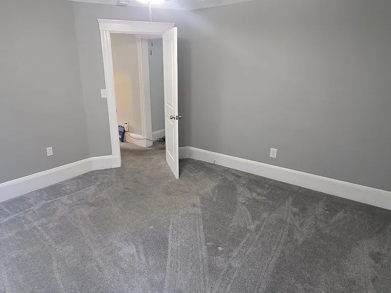 50 Walnut St #1 — Photo 8
