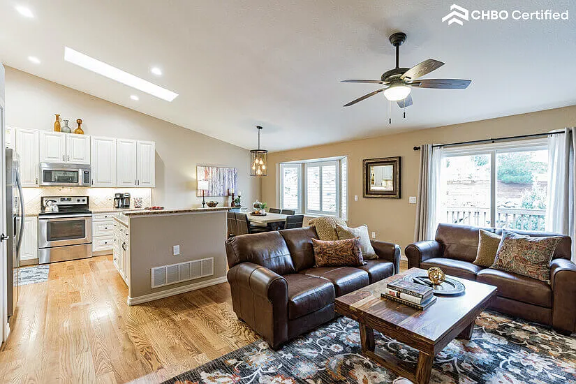 Furnished Home Gated Community — Photo 3