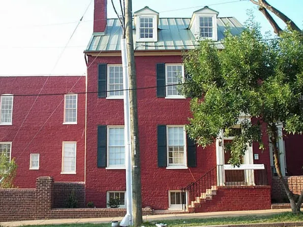 601 Spring St APT D, Richmond, VA 23220