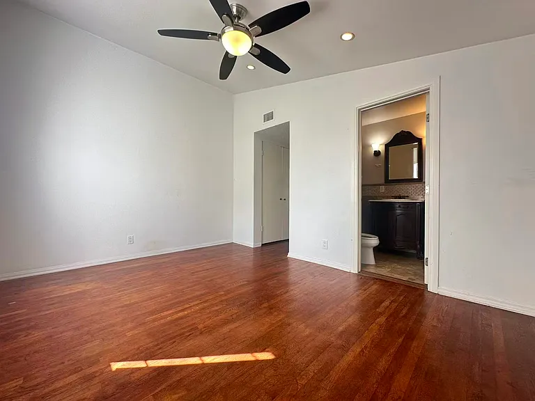 1722 Matchleaf Ave — Photo 7