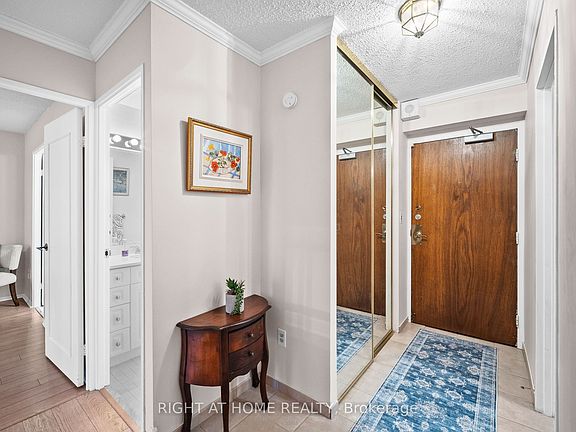 5th image of 1025 Richmond Rd #1006