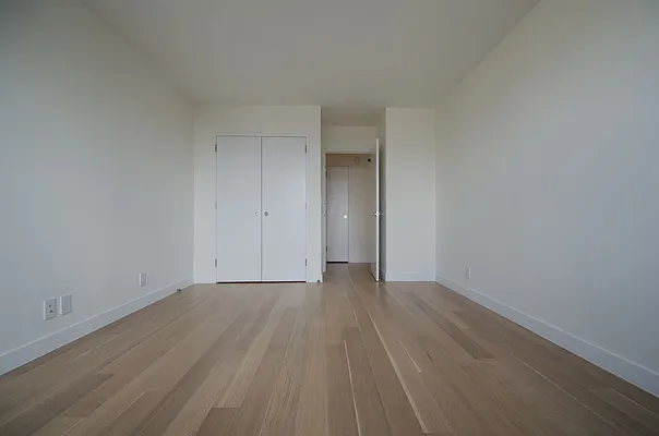 Rented by Compass | media 47